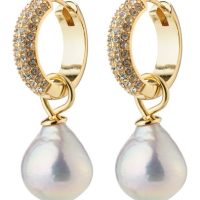 Accessories >  Jewellery >  Earrings