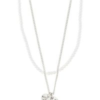 Accessories >  Jewellery >  Necklaces